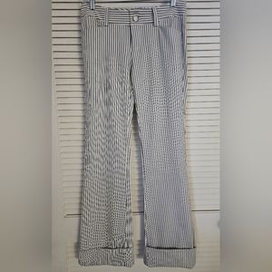 Rampage Sz 3 Vintage look pants great for Vacation dress up or down. Flair leg